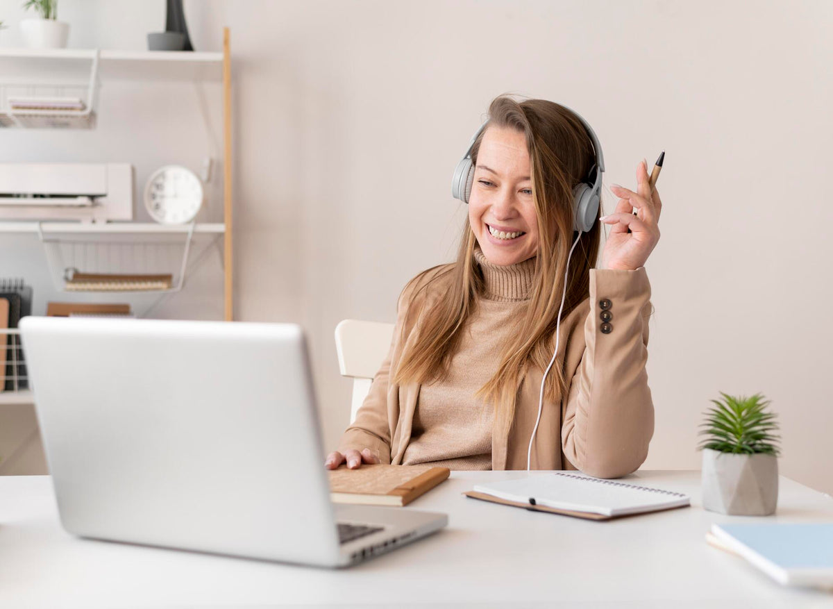 Online-Schulung für Kosmetiker:innen von YAWEND Skintech zur professionellen Anwendung von Spongles® Bio-Microneedling